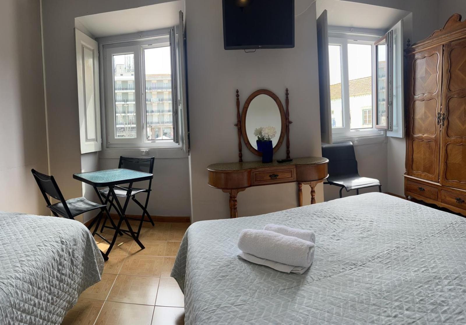 Residencia Aviz Ξενοδοχείο Peniche Εξωτερικό φωτογραφία