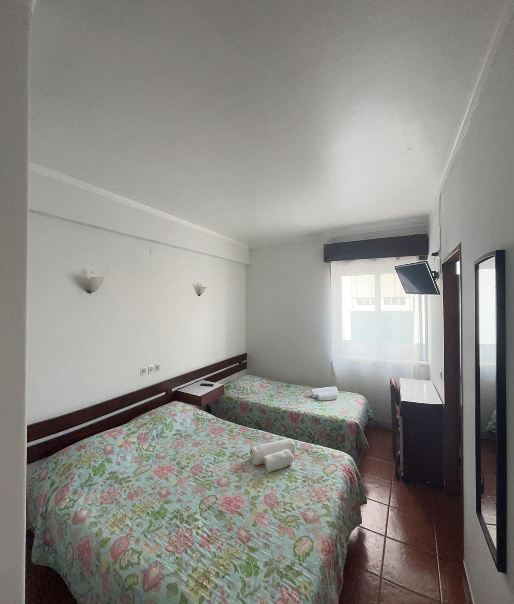 Residencia Aviz Ξενοδοχείο Peniche Δωμάτιο φωτογραφία